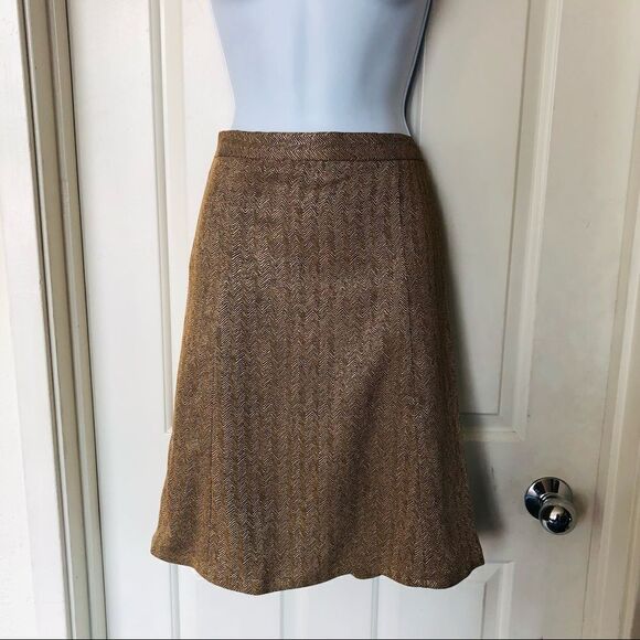 Vintage Valentino Miss V Tweed Jacket and skirt set - Picture 9 of 16